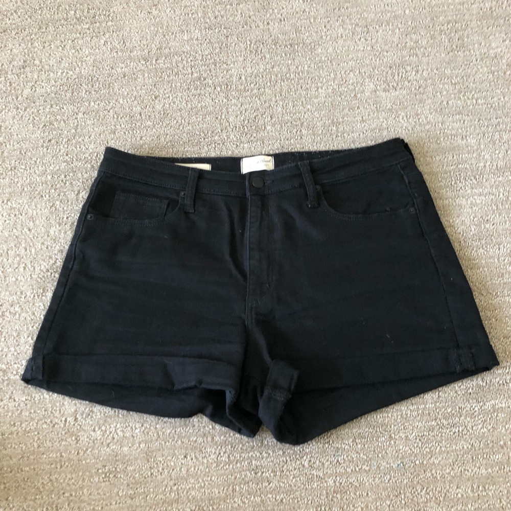 Black universal thread high rise midi shorts